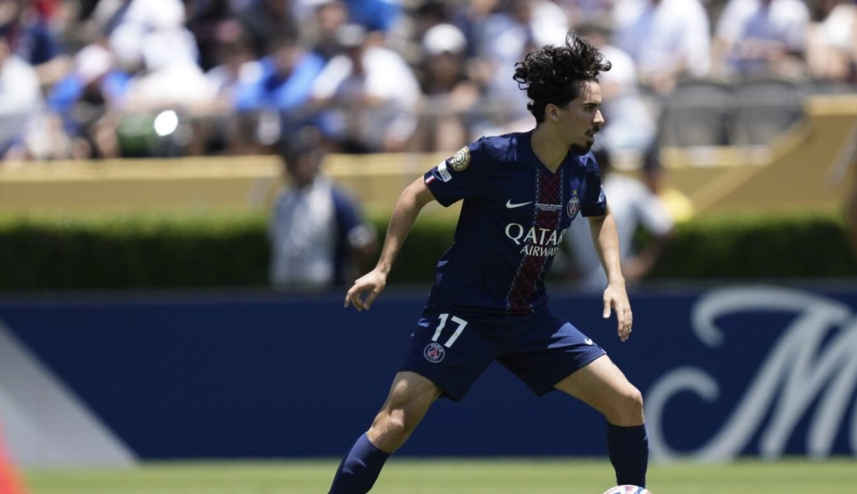 里的强势追 里的强势追