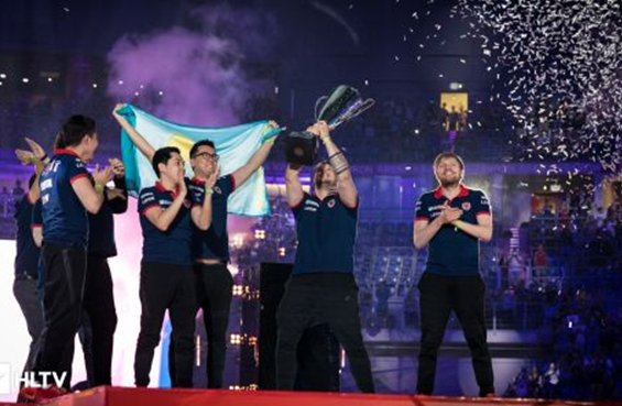 对各类服装 对各类服装